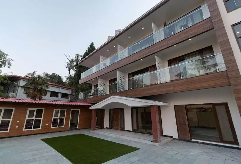 ホテル Seven Oaks