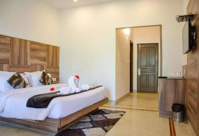 ホテル Seven Oaks