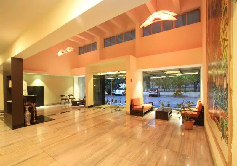 ホテル The Planter's Court