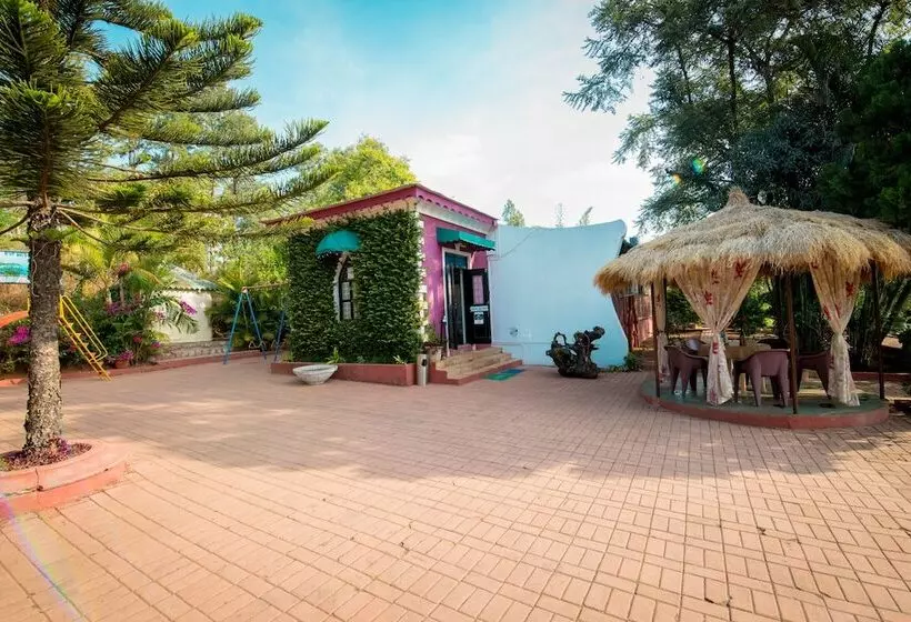 هتل Umbrella Inn