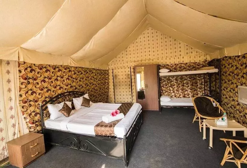 هتل Umbrella Inn