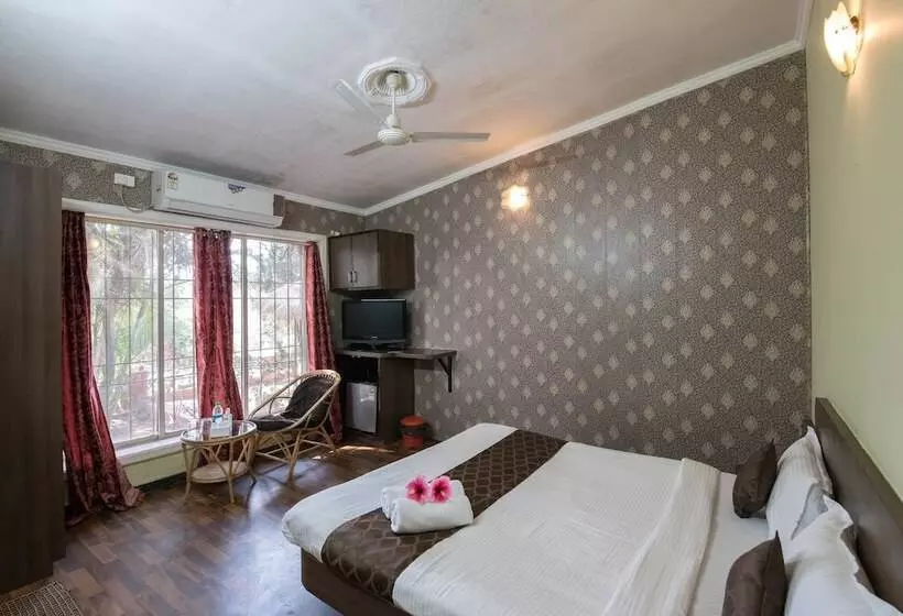 هتل Umbrella Inn