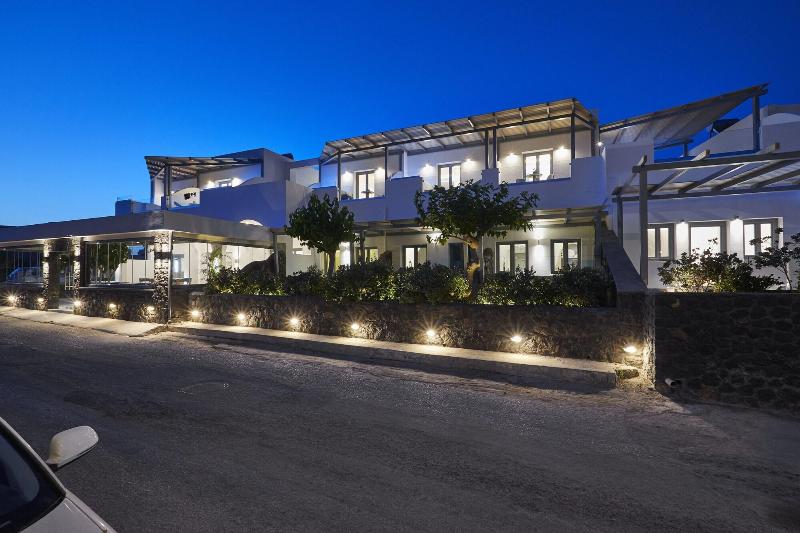 پانسیون Amara Suites Santorini