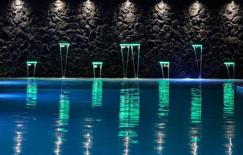 پانسیون Amara Suites Santorini