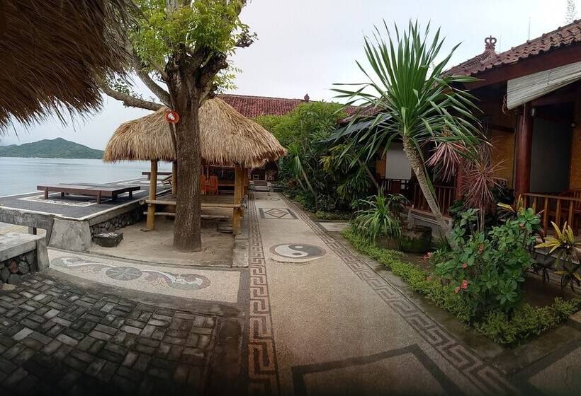 פנסיון Krisna Bungalows And Restaurant