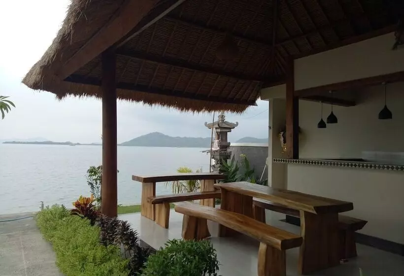 Majatalo Krisna Bungalows And Restaurant