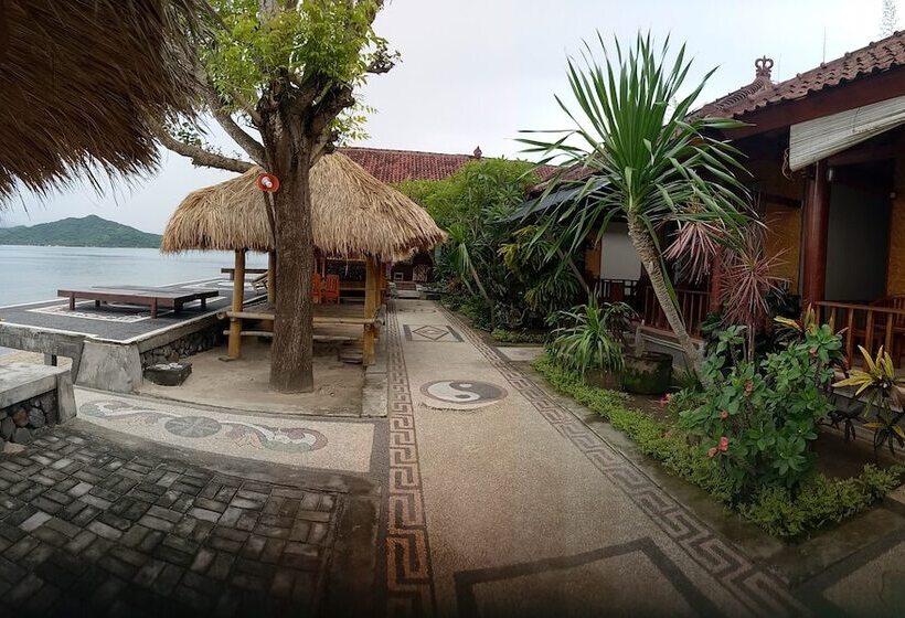 פנסיון Krisna Bungalows And Restaurant