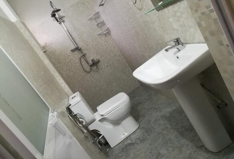 پانسیون Marathona Tourist Resort   Anuradhapura