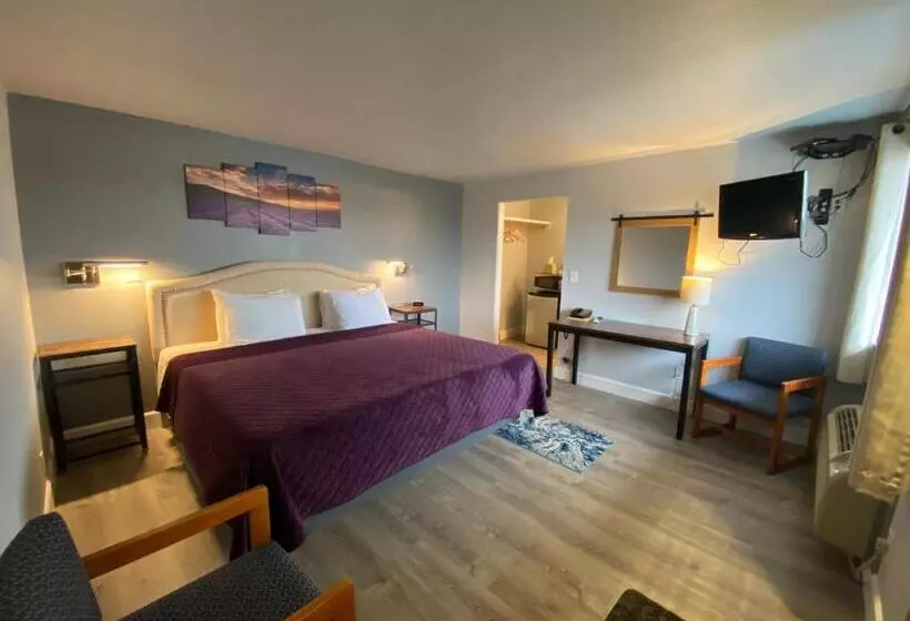 Aircrest Motel