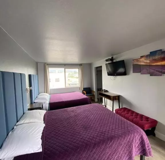 Aircrest Motel