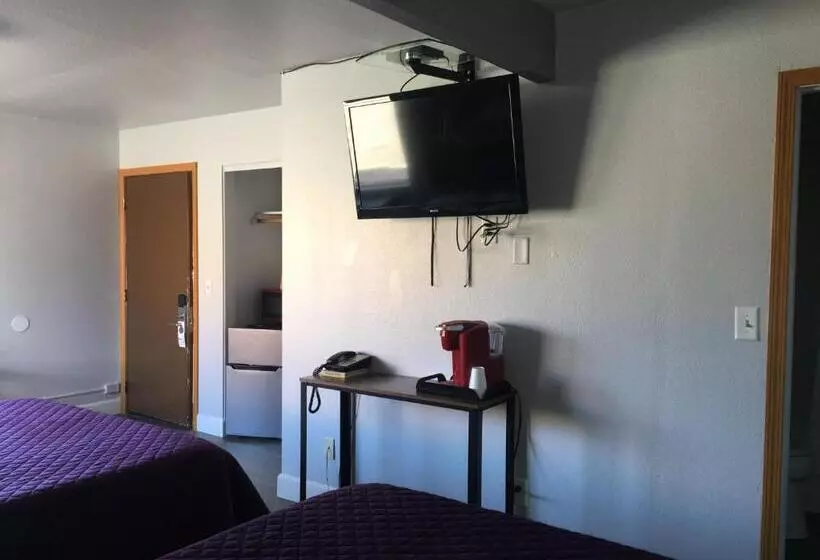 Aircrest Motel