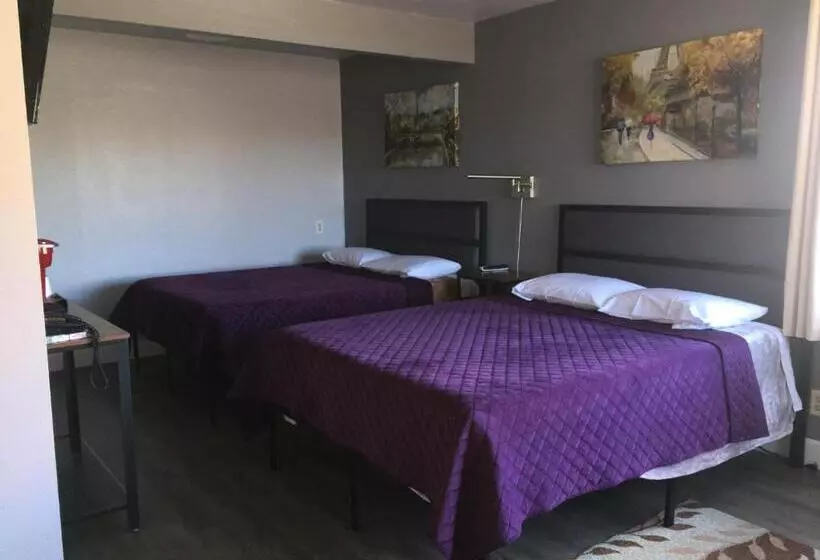 Aircrest Motel