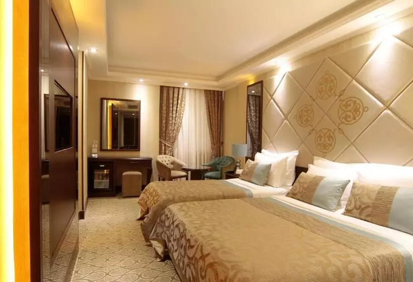 The Parma Hotel Downtown