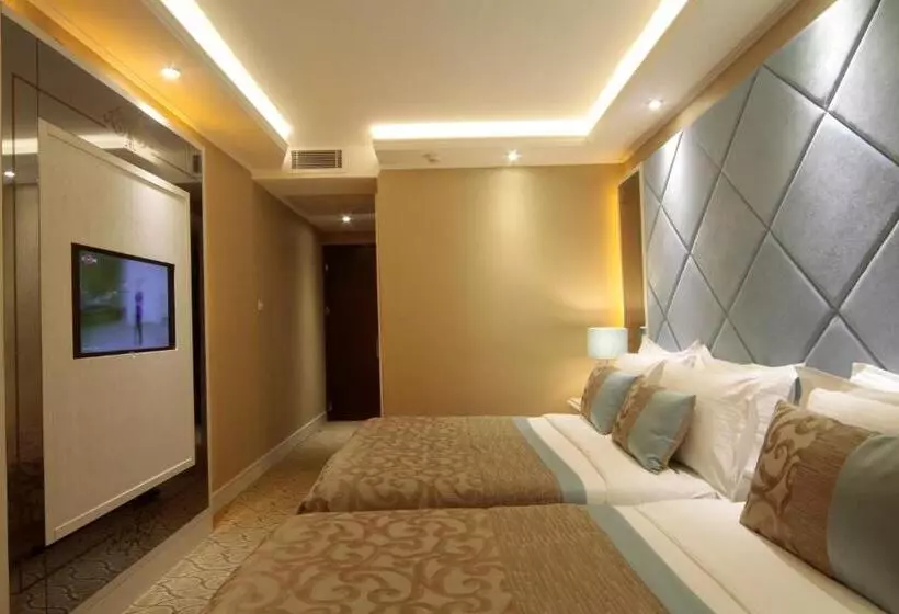 The Parma Hotel Downtown