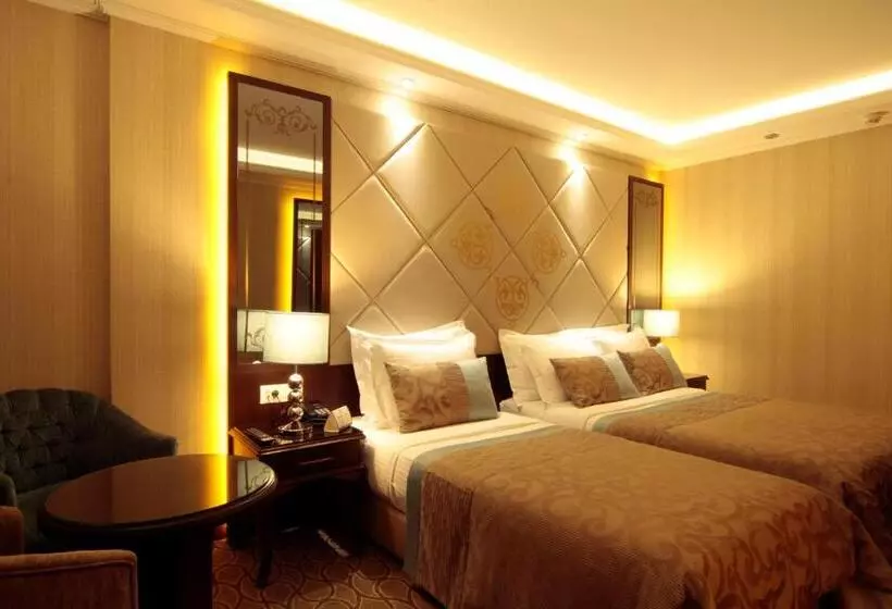 The Parma Hotel Downtown