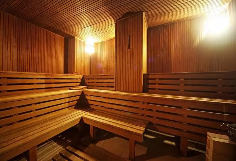 The Parma Hotel Downtown