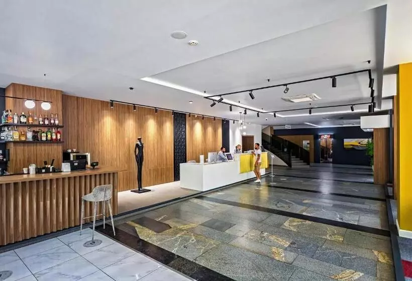 هتل Black Sea Central