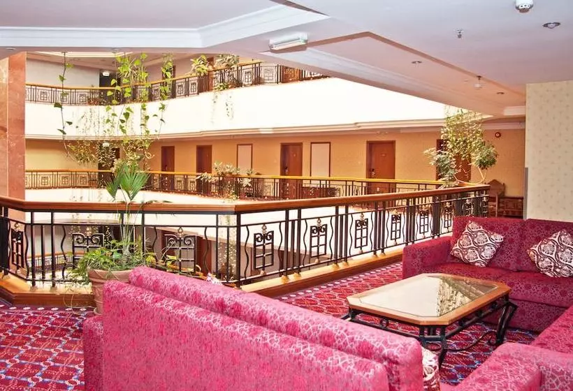 Отель Regent Palace