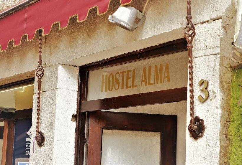 Alma Hostel 2