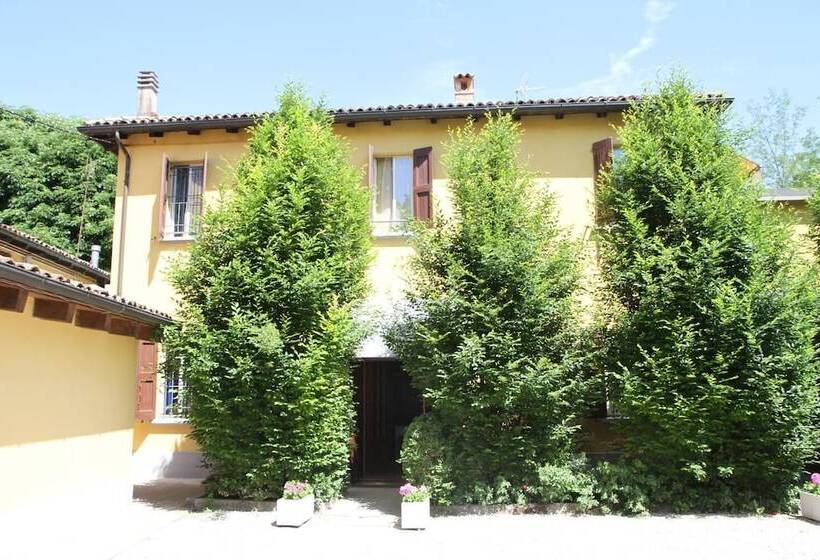 Bed and Breakfast Borgo Al Navile