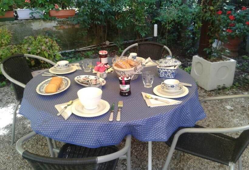 Bed and Breakfast Borgo Al Navile