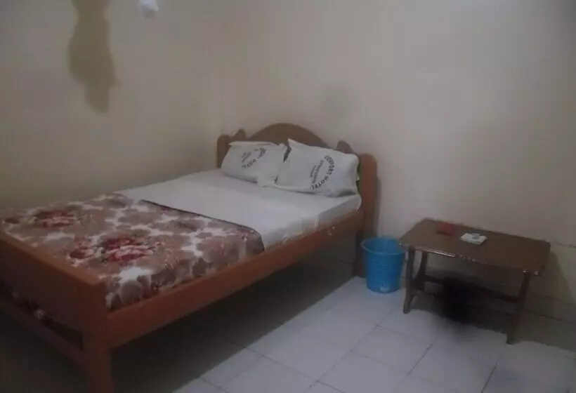 تختخواب و صبحانه Comfort