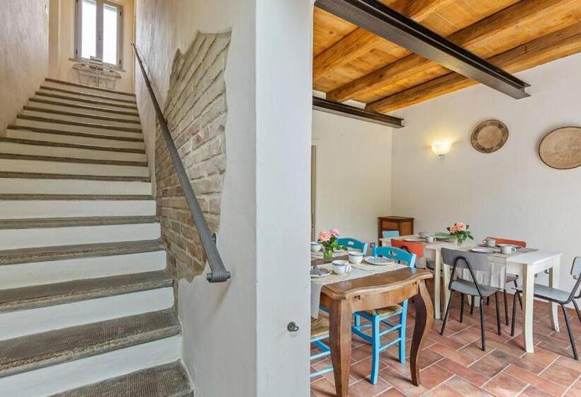 Grande Villa Storica Per Vacanze Con Giardino Privato E Piscina