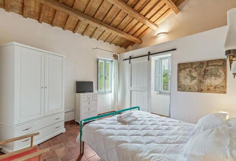 Grande Villa Storica Per Vacanze Con Giardino Privato E Piscina