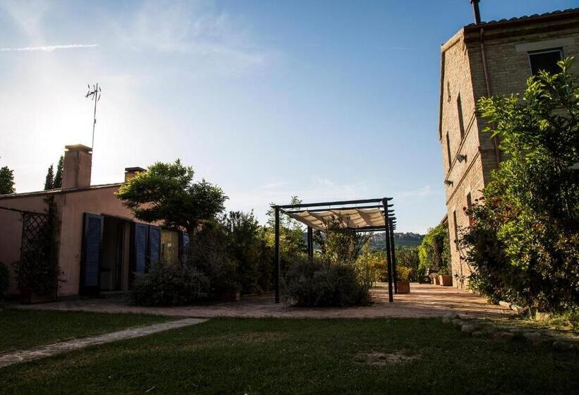 Grande Villa Storica Per Vacanze Con Giardino Privato E Piscina