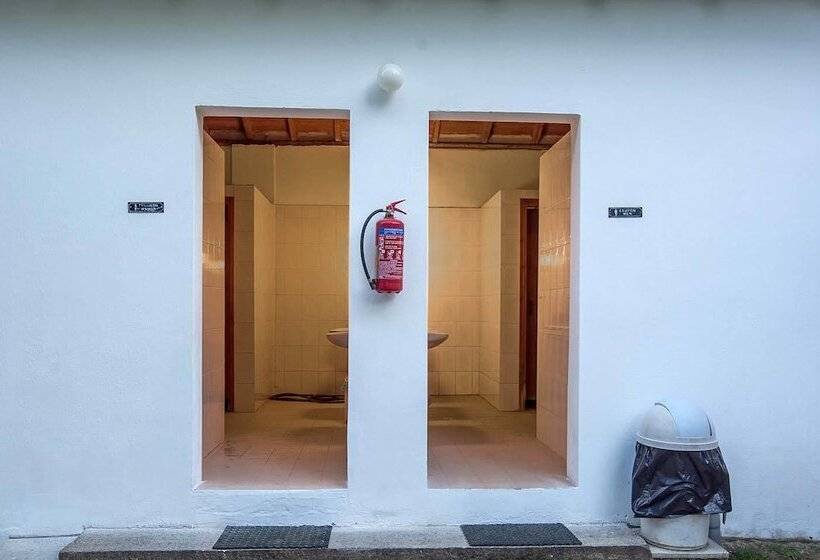 Hôtel Camping  Pitsoni