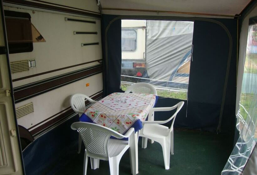 Hôtel Camping  Pitsoni