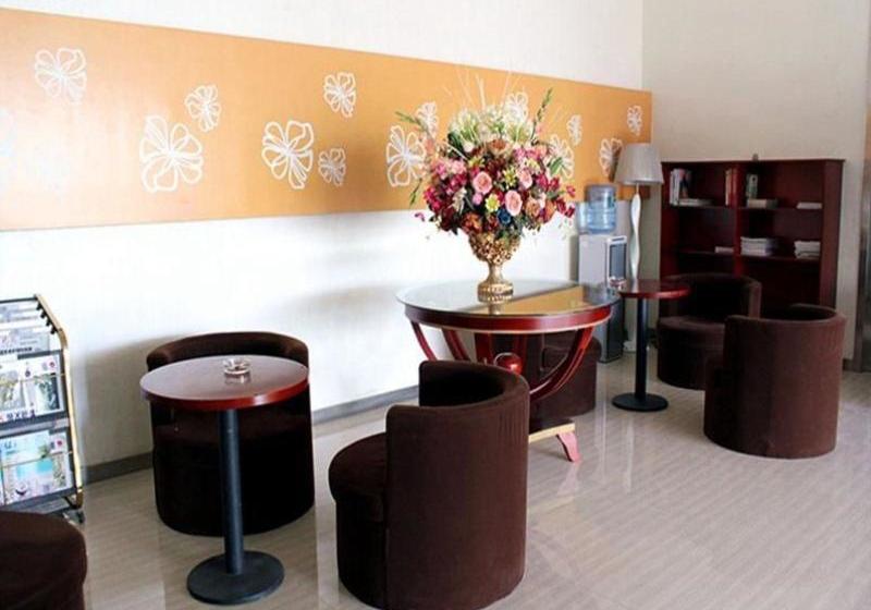 Отель Greentree Alliance Lianyungang Xinpu District Jiefangdong Rd Motor City