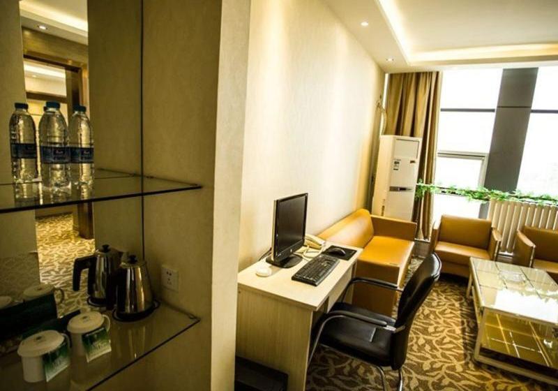 Отель Greentree Alliance Lianyungang Xinpu District Jiefangdong Rd Motor City