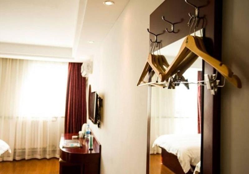 Отель Greentree Alliance Lianyungang Xinpu District Jiefangdong Rd Motor City