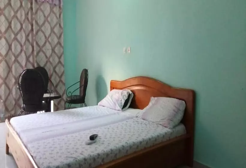 هتل Hôtel Des Princes