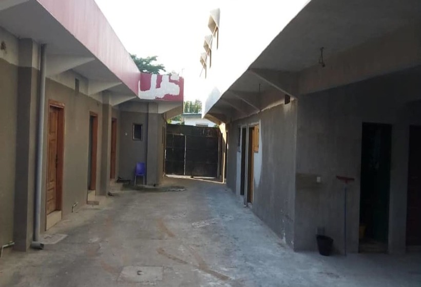 هتل Hôtel Des Princes