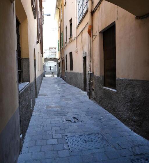 Pensão Joivy Al Duomo Guest House