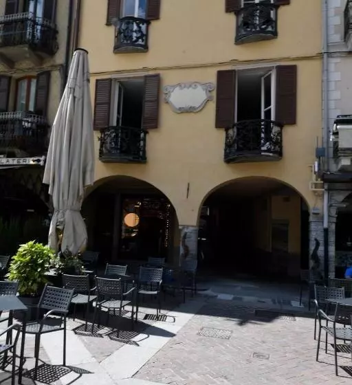 Majatalo Joivy Al Duomo Guest House