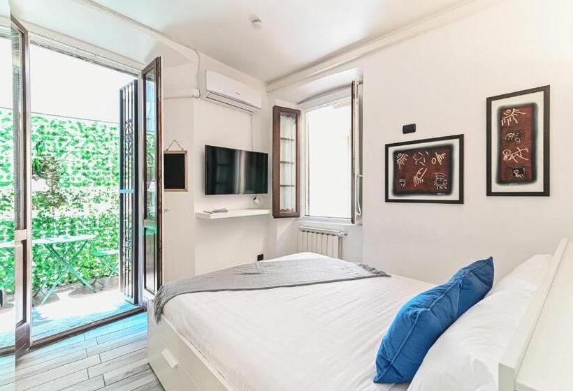 Pensão Joivy Al Duomo Guest House