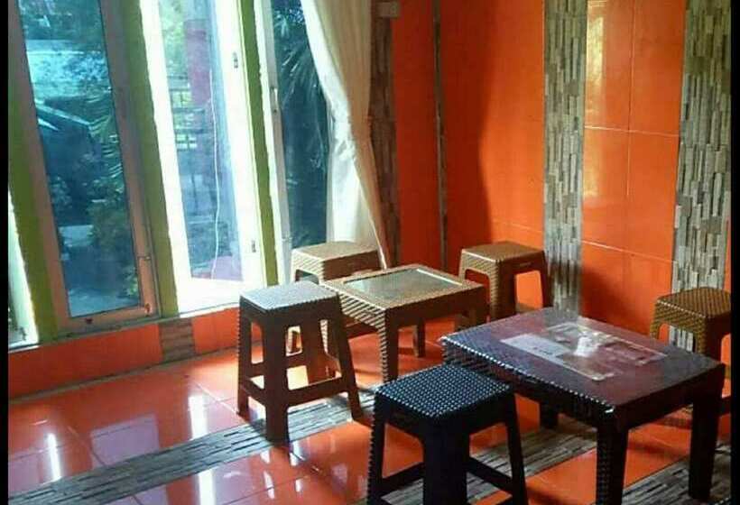 צימר Rainbow Singkawang