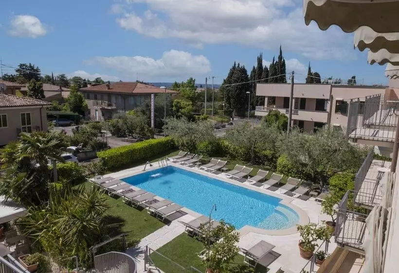 ホテル Al Sole Bardolino