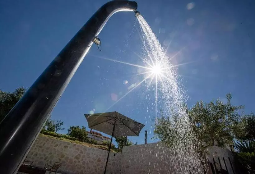 Hotelli Luxury Suites Bellevue