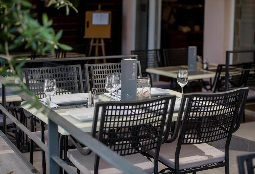 בית מלון כפרי Luxury Suites Bellevue