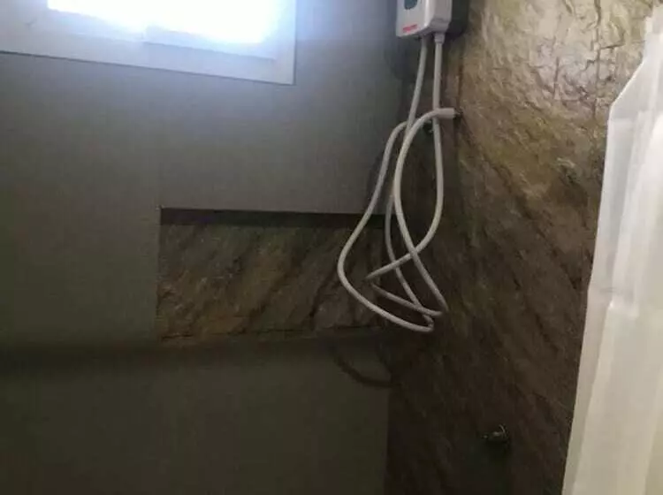 Hotelli Seabreeze Beach Lodge