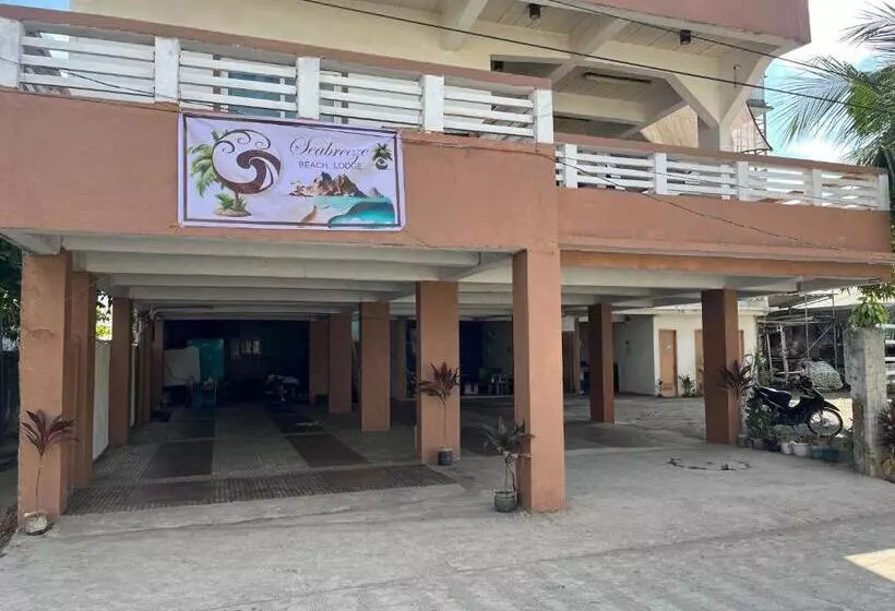 Hotelli Seabreeze Beach Lodge