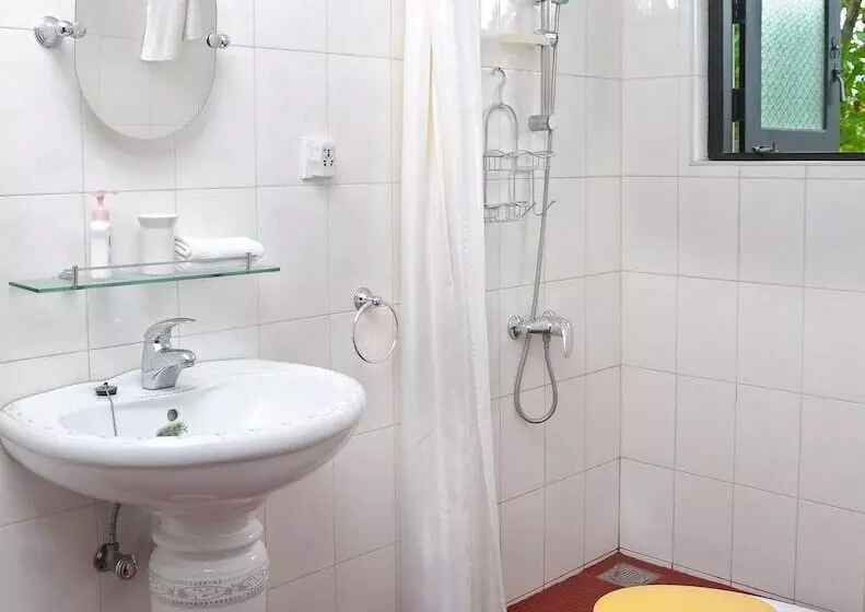 Hotelli Villa Suriyagaha