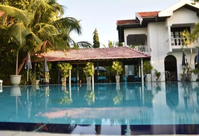 Hotelli Villa Suriyagaha