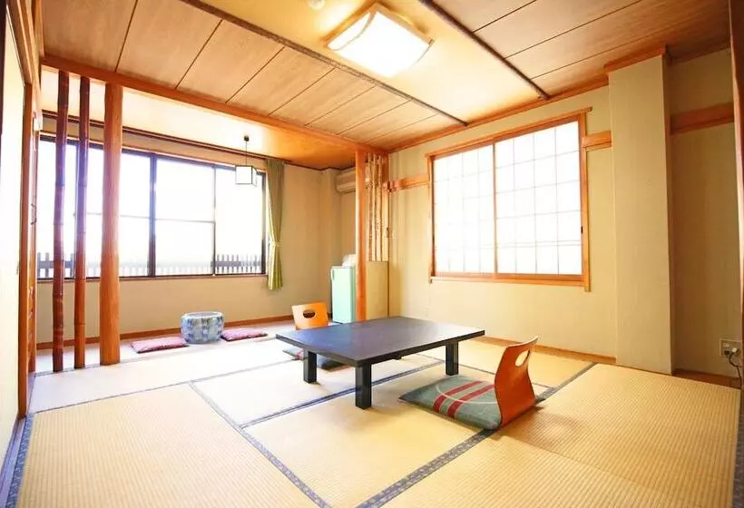 Nakajimaya Ryokan