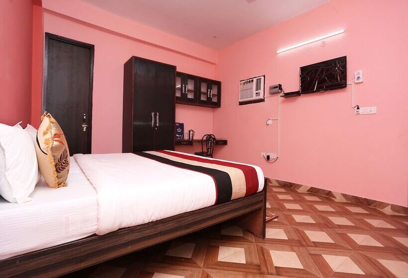 ペンション Krishnavi Inn By Oyo Room