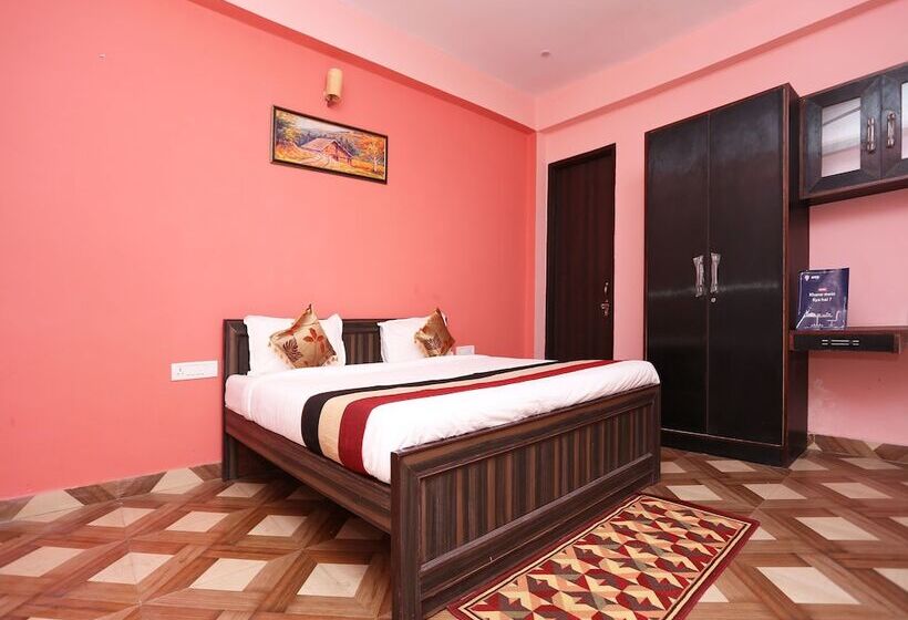 ペンション Krishnavi Inn By Oyo Room